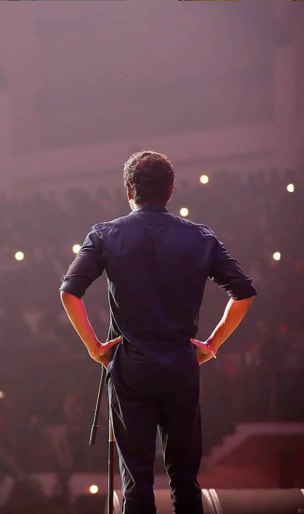 Vj_guru_twitzz's tweet photo. #AloneNight #ThalapathySongs and thinking about past😇...#Ennaval 💔 #dheera Gud nyt all🥱✨ |#Varisu |#VarisuSecondSingle |#63NotOutForever | https://t.co/g944JKLwg3