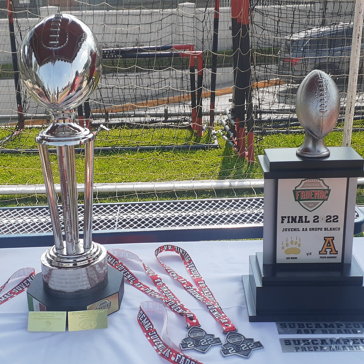 LigaFademac's tweet photo. NO ES UN DOMINGO CUALQUIERA
Todo está listo en el Estadio Coach Colman Field para lo que será la final en la Conferencia #JuvenilAA del Grupo Blanco entre #ASFBears y #LeonesAnahuac. El Kick Off es a las 13:00 horas.
#EstoEsFADEMAC
#VamosConTodo
#FinalesFADEMAC https://t.co/1gwoc7Dney