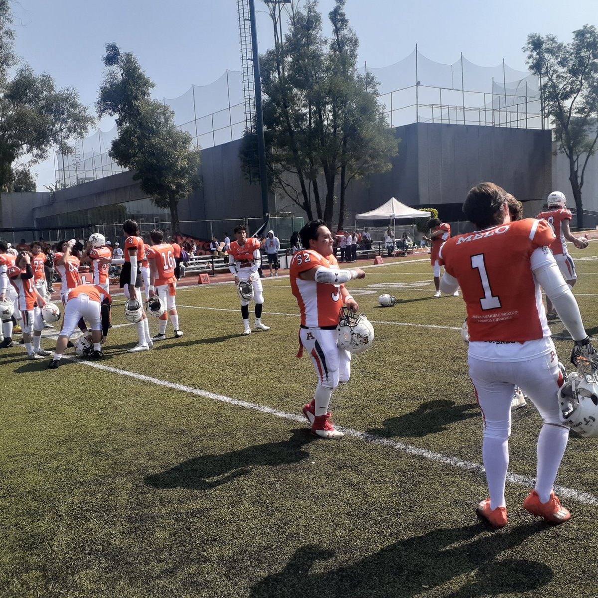 LigaFademac's tweet photo. NO ES UN DOMINGO CUALQUIERA
Todo está listo en el Estadio Coach Colman Field para lo que será la final en la Conferencia #JuvenilAA del Grupo Blanco entre #ASFBears y #LeonesAnahuac. El Kick Off es a las 13:00 horas.
#EstoEsFADEMAC
#VamosConTodo
#FinalesFADEMAC https://t.co/1gwoc7Dney