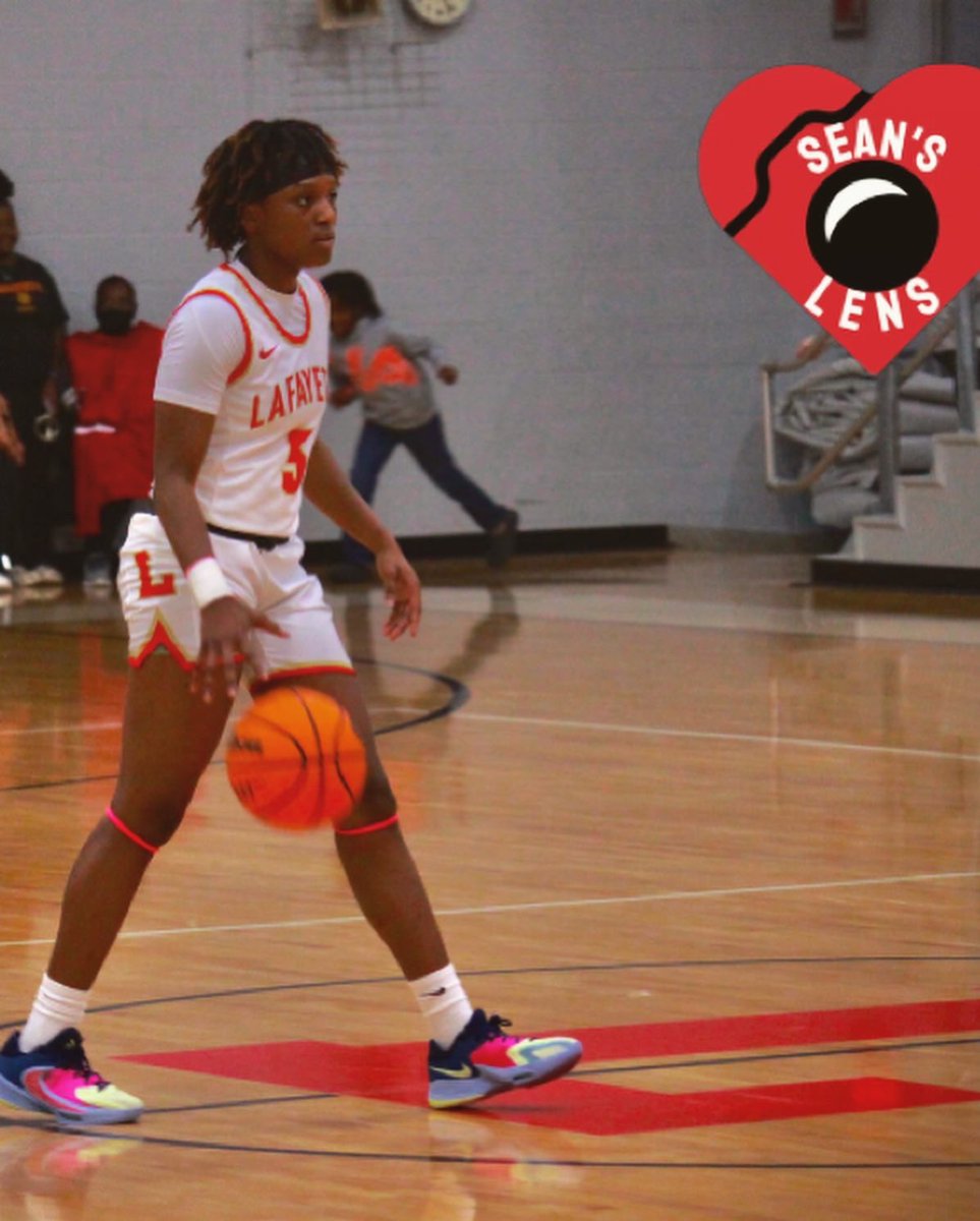 SeansLens's tweet photo. Lafayette Commodores Basketball Is Here🏀📸‼️

#sportsphotography #hsbasketball #oxfordms #lafayettecommodores #lafayettecommodoresbasketball https://t.co/cQj3hTkd5n