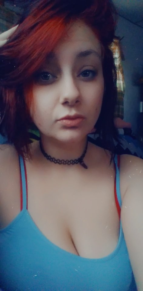 tillylizzie27's tweet photo. Selling on Snapchat today #booty #titties #snapsess #sellingcontent #buyingcontent #colorfulgirls #wetnwild princesstil5748 https://t.co/uatLKVWGV5