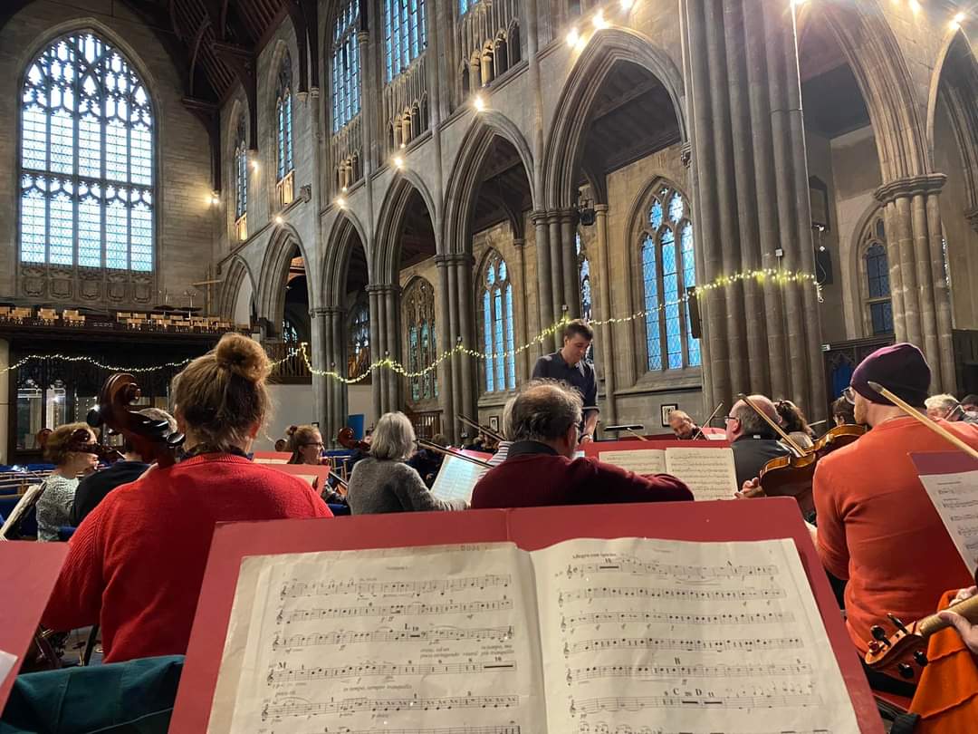 Hugely enjoyable double concert weekend with the brilliant <a href="/LeamSinfonia/">Leamington Sinfonia</a> &amp; the amazing @_wmlo. Here's Leamington Sinfonia getting their teeth stuck into Brahms 2 at <a href="/AllSaintsLeam/">AllSaintsLeamington</a>. Well done, everyone!