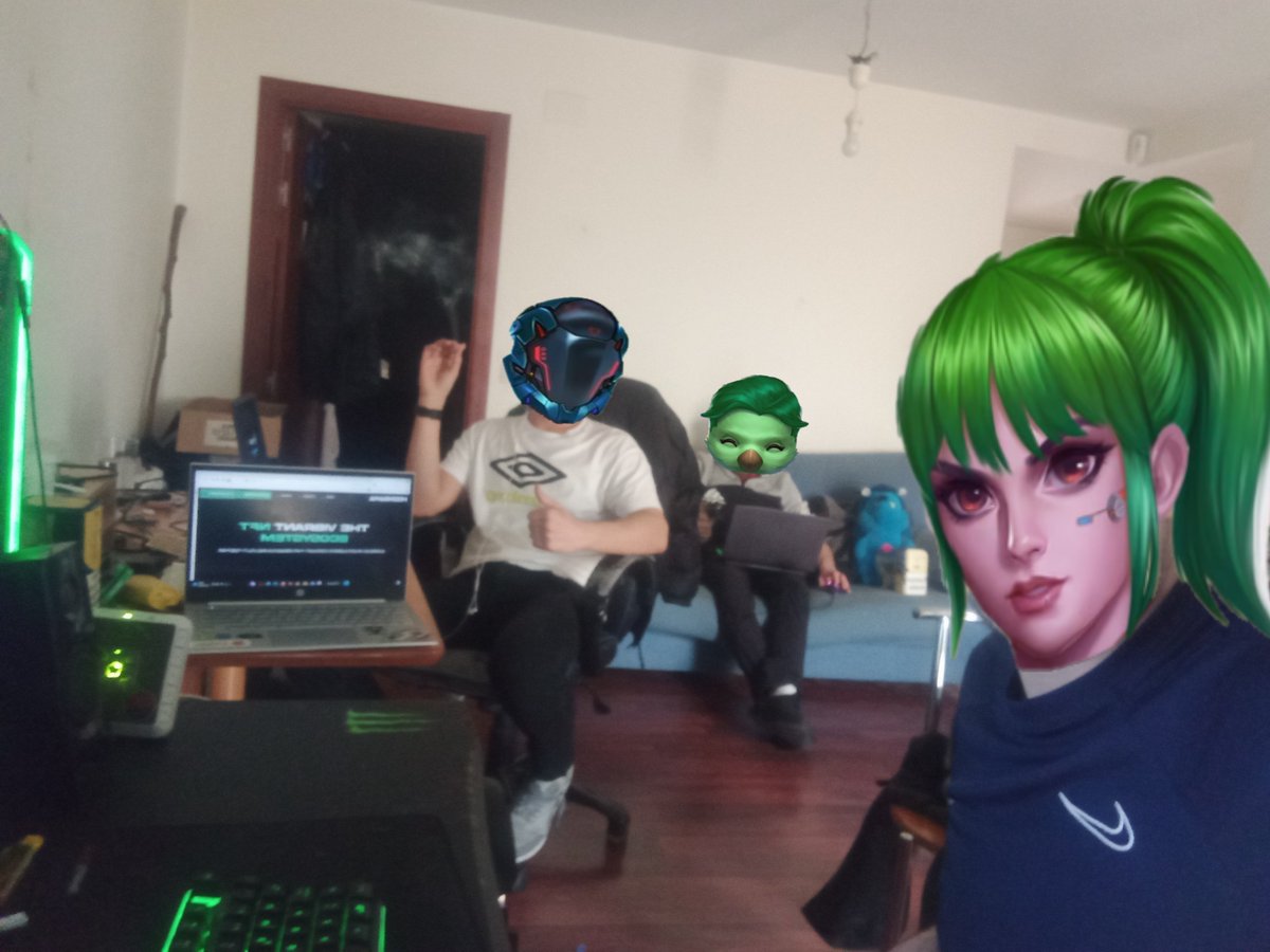 EXO_elrupero's tweet photo. A pleasure to receive @EXO_Greensama @glimmadot in my house to play together #Carnage #MoonsamaFamily
@MoonsamaNFT @ExosamaNFT
#FullinventoryTeam #SFsquad https://t.co/m9wae3psit