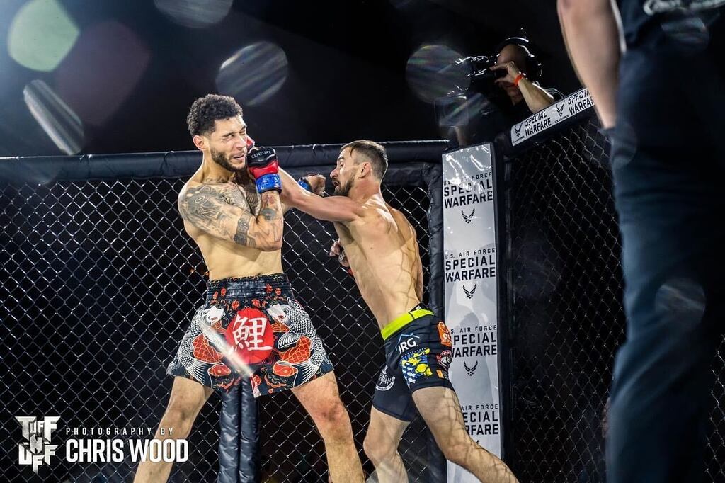 ClassicBoxingCo's tweet photo. Another left! And another and another.. it’s the gift that keeps on giving!

#boxing #boxinglife  #BoxingWisdom https://t.co/pvPhHLIrif #training #hardworkallday #youcandoit #motivation #determination #costamesa #irvine #newportbeach #orangecounty  #wor… https://t.co/LhOsVep8T6 https://t.co/RD1tgy3MwZ