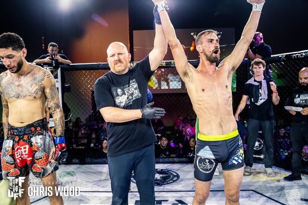 ClassicBoxingCo's tweet photo. Congratulations to Morgan on his win. We appreciate you! As a coach, as a fighter, and as a friend. 🥊🫶🏻🥇

#boxing #boxinglife  #BoxingWisdom https://t.co/pvPhHLIrif #training #hardworkallday #youcandoit #motivation #determination #costamesa #irvine … https://t.co/YGfKy92gMt https://t.co/fEn3bgOVXm