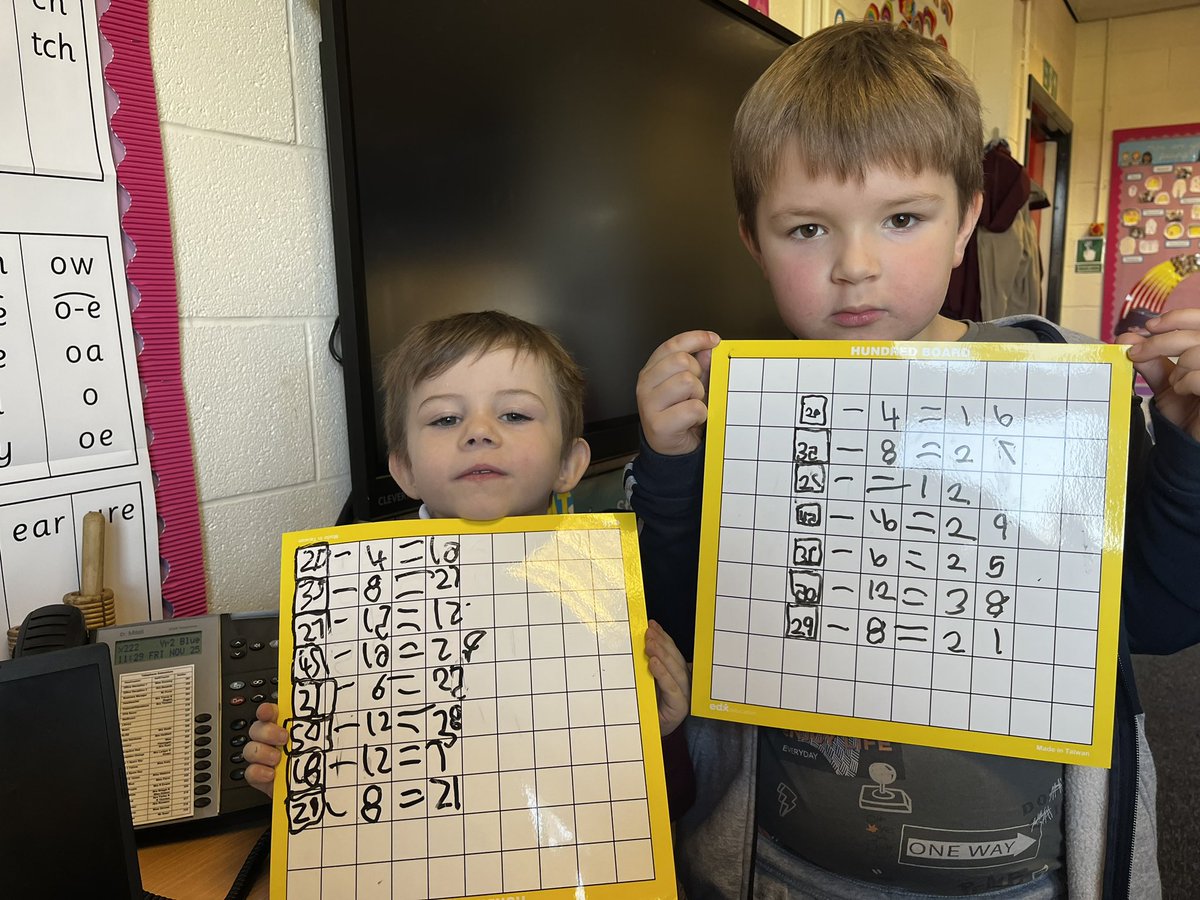 MissFlynnMLP's tweet photo. Amazing maths in Year 2 Blue. They worked super hard to solve the missing box problems. Well done Year 2 👏 @MabLanePri #maths #inverseoperations @MrsGillardMLP https://t.co/0PlcbLgODC