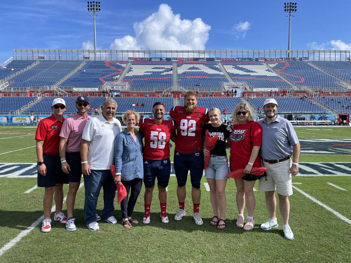 Senior Day for <a href="/PhilipBarbar/">Phil Barbar</a> and @Jake_Holaday‼️🦉 <a href="/FAUFootball/">Florida Atlantic Football</a> <a href="/FloridaAtlantic/">Florida Atlantic University</a> <a href="/FAU_Specialists/">FAU Specialists</a> <a href="/faumbasport/">FAU MBASport</a> #WinningInParadise <a href="/abarbar/">Anthony Barbar</a> <a href="/JonBarbar/">Jonathan Barbar</a>