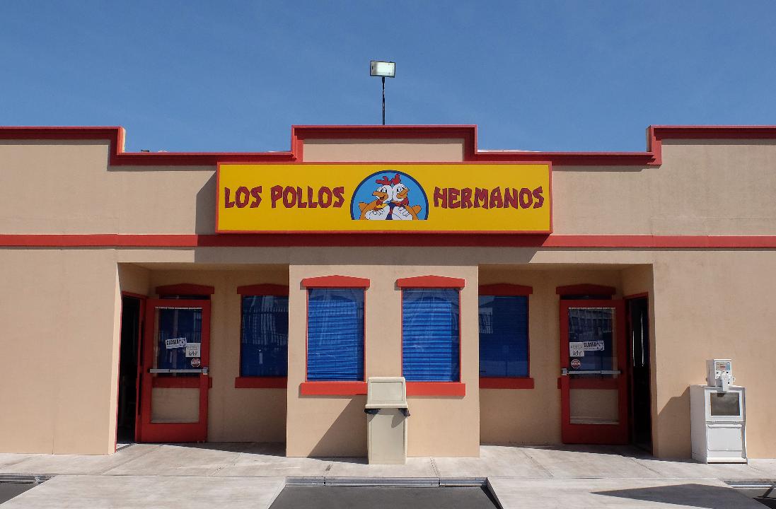 TripleNetInvest's tweet photo. Signed a lease w the "Hottest QSR in New Mexico." Never heard of them but they offered 2x mkt rents

Term: 20 yrs 
NOI: $350k yr 
Type: NNN Ground Lease
Avg store sales: $6M+ but not willing to provide financials

*Adamant abt a clause prohibiting LL from entering premise (odd) https://t.co/kjfXQMX8aI