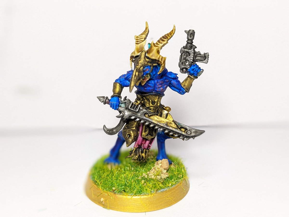 2manyweeones's tweet photo. Day 2 of painting a mini every day for my own sake https://t.co/B6g2loBOln