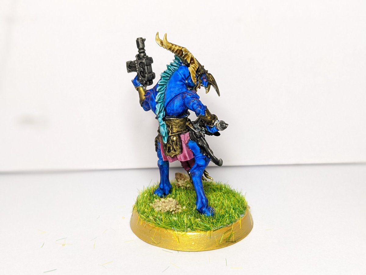 2manyweeones's tweet photo. Day 2 of painting a mini every day for my own sake https://t.co/B6g2loBOln