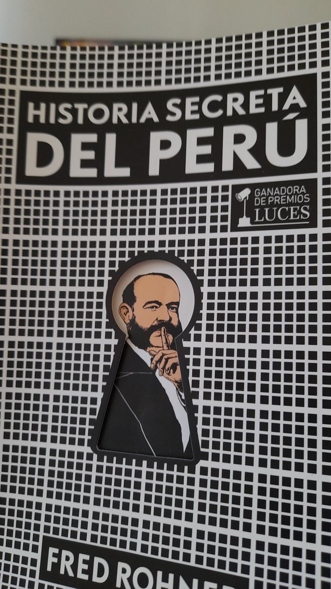 HernnELAS3's tweet photo. Le copiaron en Perú  sin asco la idea a Baradit @baradit https://t.co/6k8ezrKU5T