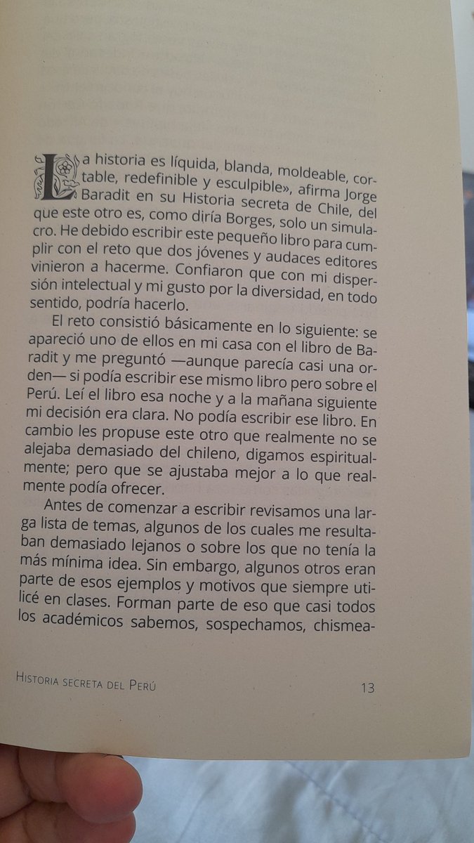 HernnELAS3's tweet photo. Le copiaron en Perú  sin asco la idea a Baradit @baradit https://t.co/6k8ezrKU5T