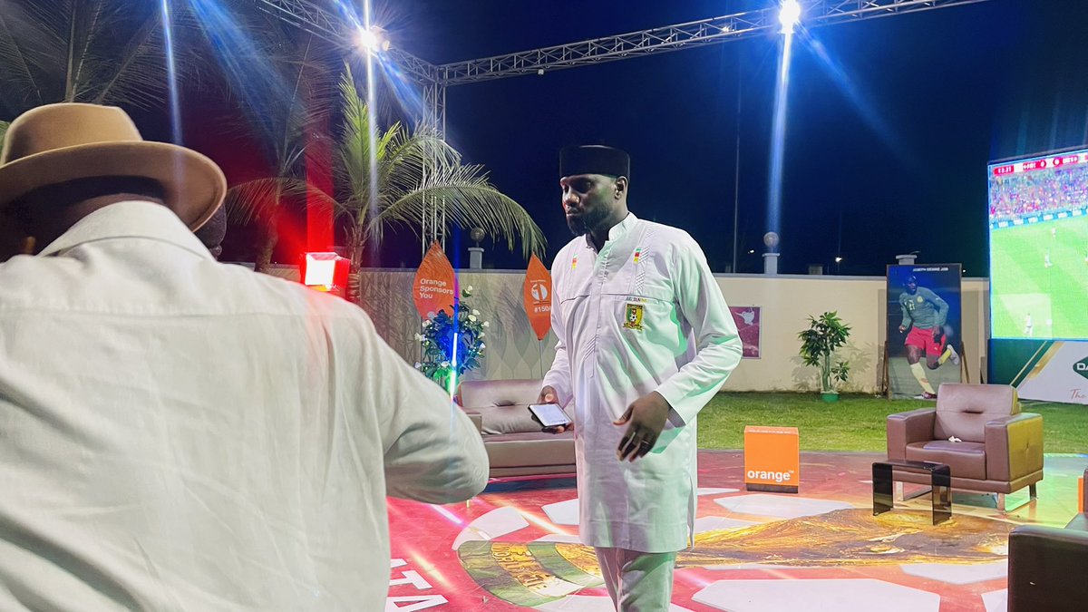 dashmedianews's tweet photo. - Avoir les avis de professionnels du football sur les matchs de la #CoupeDuMondeFIFA - Assister à une production d’émission outdoor en direct - Regarder sur écran géant tous les matchs - Rencontrer vos stars favorites 🤩.
C’est ça le Qatar Football Hall !!
#QFHDASH
#Qatar2022 https://t.co/hWrNzMGZ6f