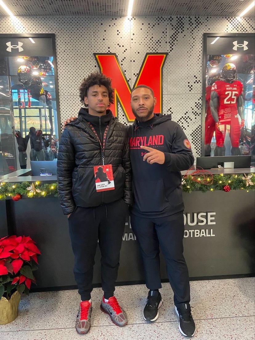 DanielGarvin23's tweet photo. Had an amazing game day visit at the University of Maryland!!, Can’t wait to be back ! 🐢❤️🖤
@TerpsFootball @CoachP_eterson 
@CoachLocks @lancethompson_ 
@wesnab4646 @GjrWorth https://t.co/K7v25bNRcq