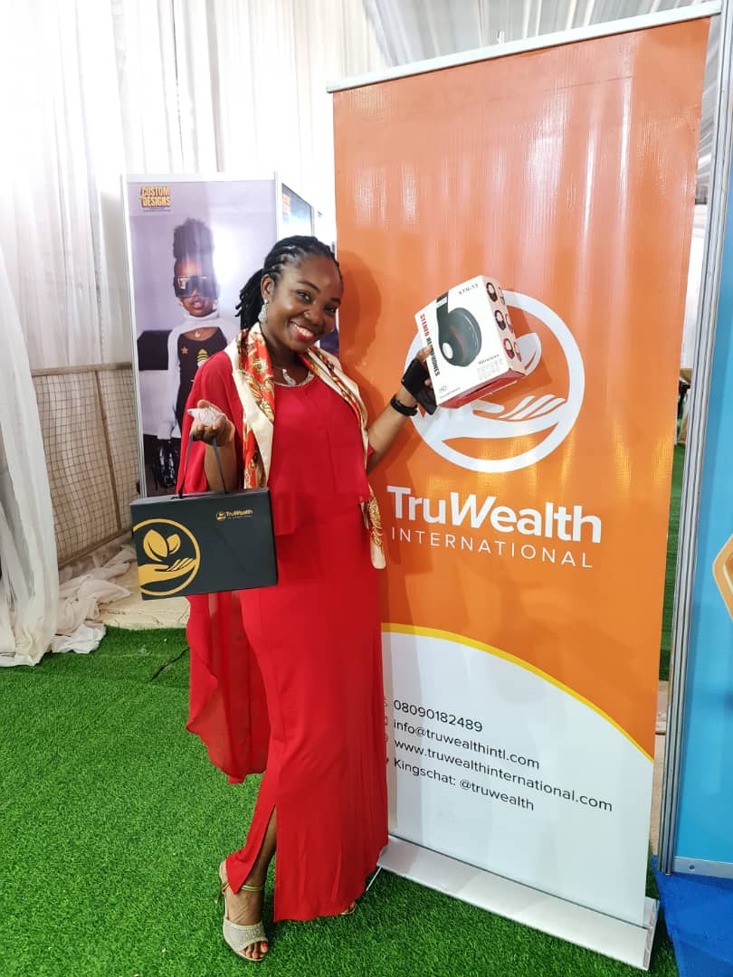Truwealth_intl's tweet photo. Here comes our newest ambassador!!!! With over N100, 000 purchase๐๐๐
Fully qualified for
๐๐ป๐๐ป๐๐ป
๐Free Registration
๐Free Headset
๐Free Hoodie
What are you waiting for?
Call- 09017819213 to get started๐๐
#Ippc2022 #LFMA2022 #Truluxury #Trufame #Trustars https://t.co/FERtuQ9bZf
