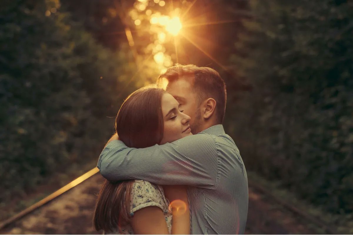 Los abrazos, ¿por qué nos reconfortan? buff.ly/3U3oEPd