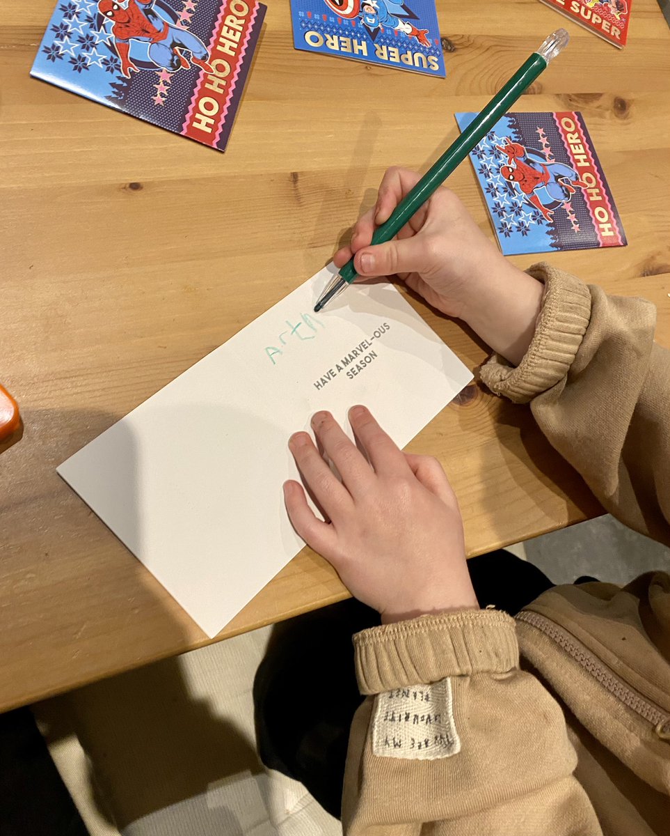 AmyBlythe_'s tweet photo. @CCCRPrimary Over the last week Rupert has written everyone in his class a Christmas card🎅🏼⛄️ #writinghomework https://t.co/cWUZ1EXNr9