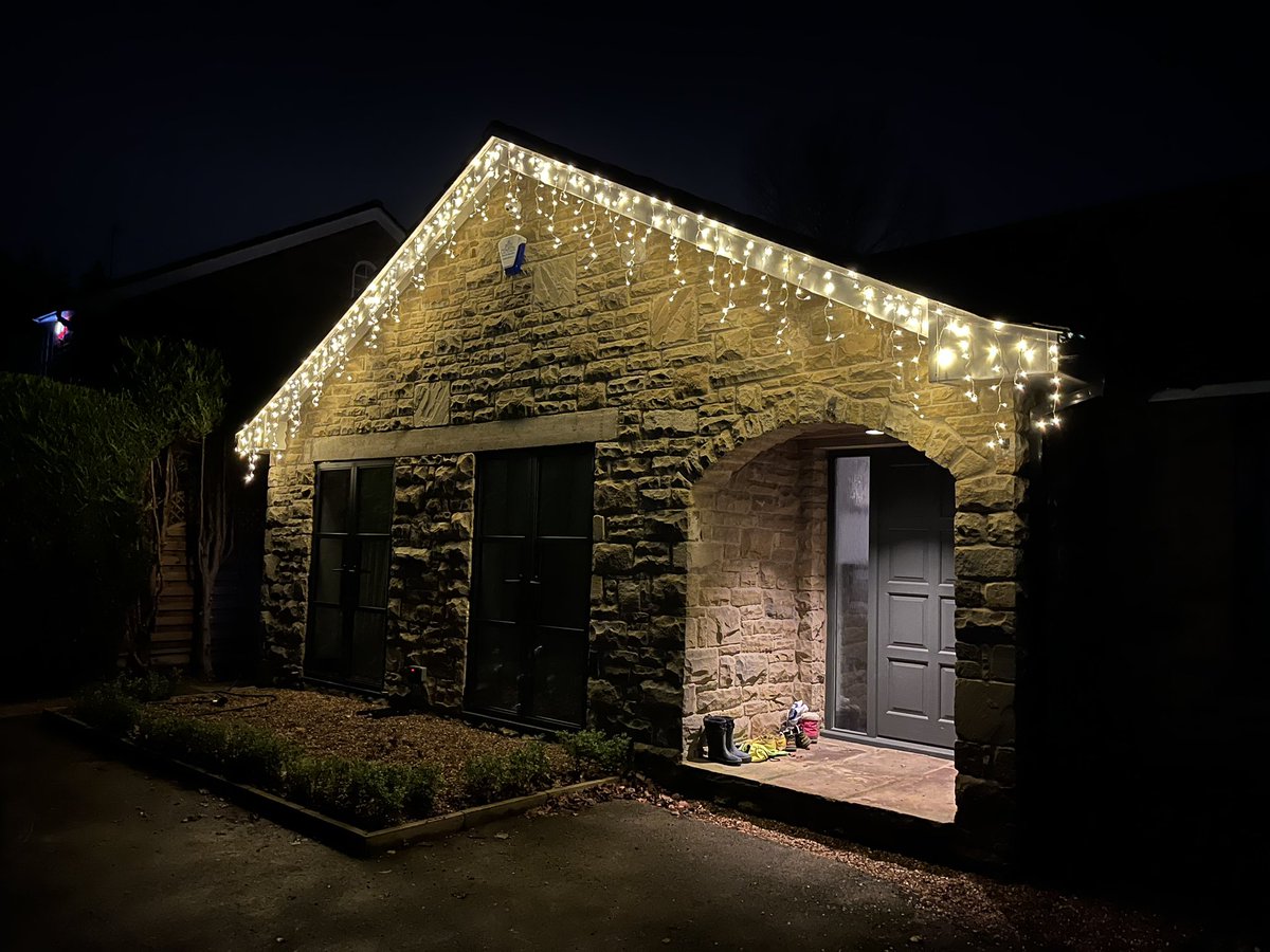 fceyorkshire's tweet photo. Getting festive installing Christmas lighting🎅 🎄 💡

Call us to install yours ! 

📞 01904 607418
 
📺 https://t.co/l4lcnJucie

#christmas #lighting #yorkshire https://t.co/KgYO7WnC3p