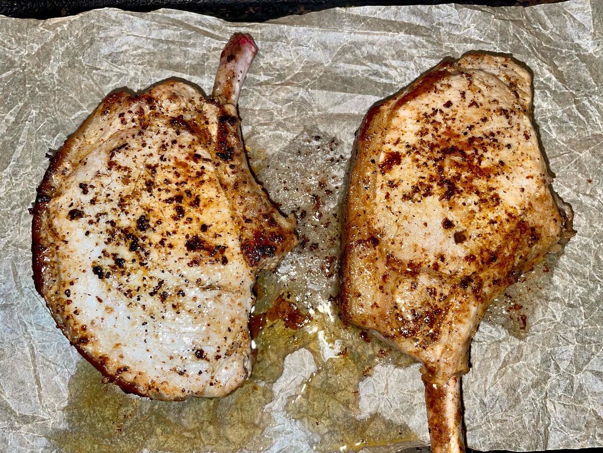 NeophyteCook's tweet photo. Pork Loin: with grilled savoy cabbage and a paprika and mustard cream sauce. https://t.co/rQepNgSPsp