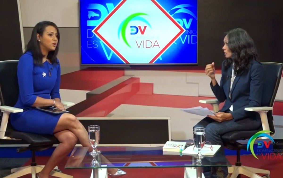 Gracias amiga querida <a href="/Audeliza/">Audeliza Solano</a>, mujer de valor y valores, que cada día se ocupa de construir y aportar, favoreciendo el bien común de nuestro país. Gracias por la oportunidad de acompañarte en tu espacio. Fue un honor para mi.

Véanlo dando click aquí 👇🏾
youtu.be/RbJGYnrQK98