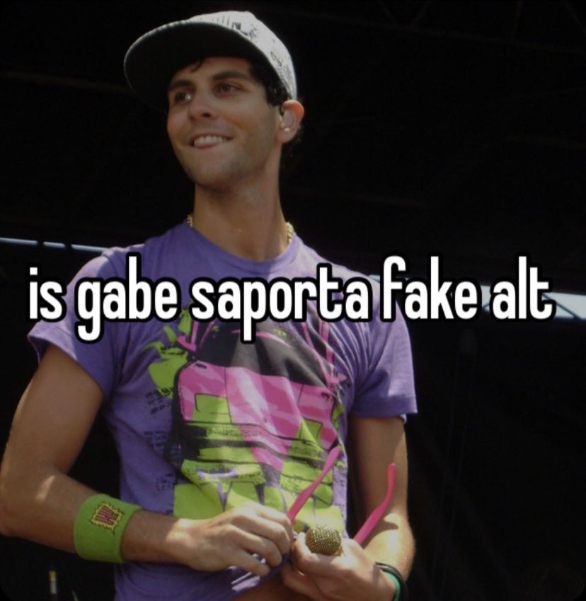 Bring1SassyBack's tweet photo. sign the petition or YOURE fake alt https://t.co/RJQPN2sIRy https://t.co/xTqN5UsGSk