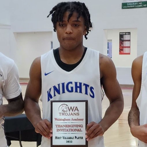 _marcwest's tweet photo. Walsingham Academy Thanksgiving Invitational MVP ...  gm¹ 22pts (6-8) 3pts ..gm² 13pts #PeninsulaCatholic 2-0 https://t.co/5SNCOwNVqe