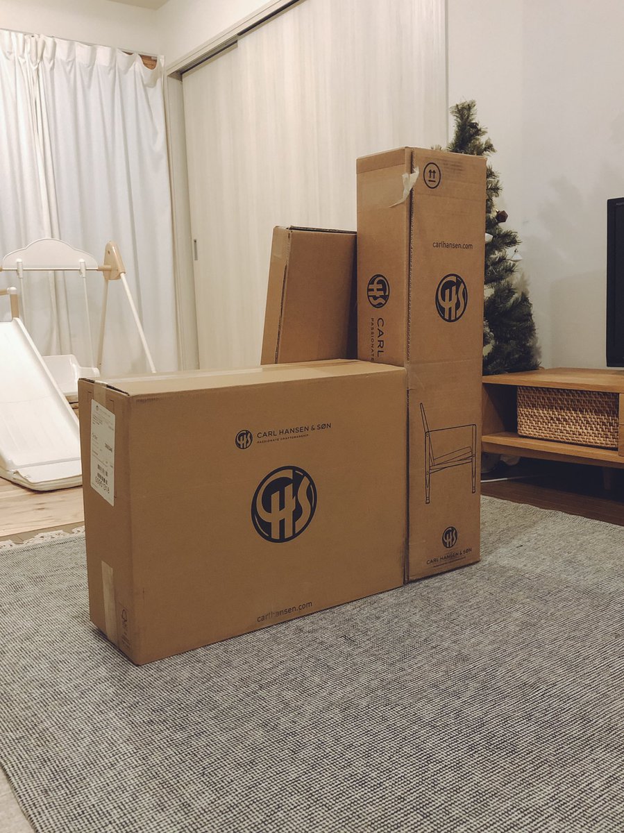 takep_0301's tweet photo. サファリチェア/コーアクリント
ついに届いた！
パッケージングも組み立ても非常に理にかなっていて直感的。この原始的な感じがたまらんのだ… https://t.co/FmJLvx47HO