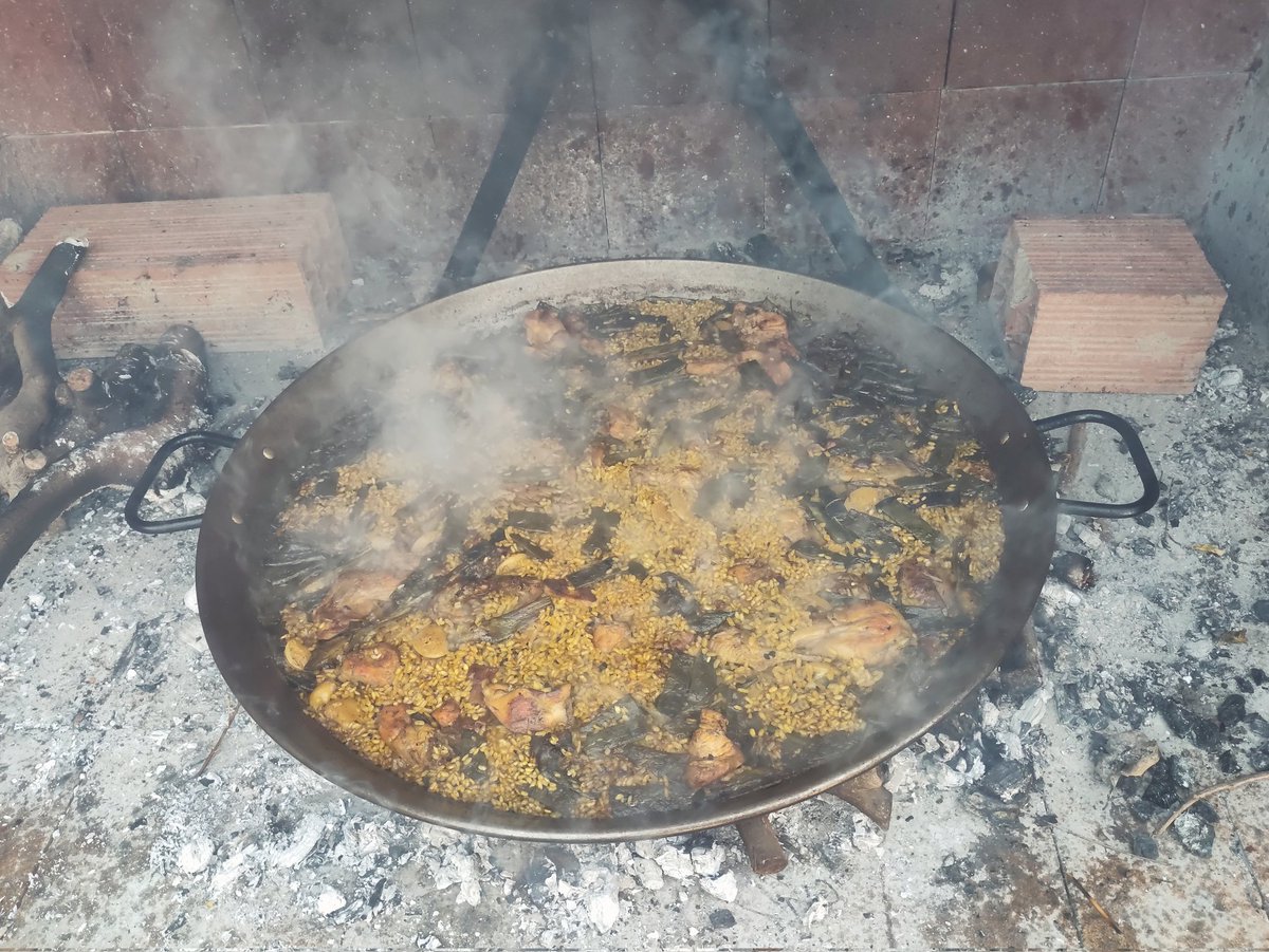 JessicahSkull's tweet photo. Domingos de paella ✨ https://t.co/jmBMJidaQW