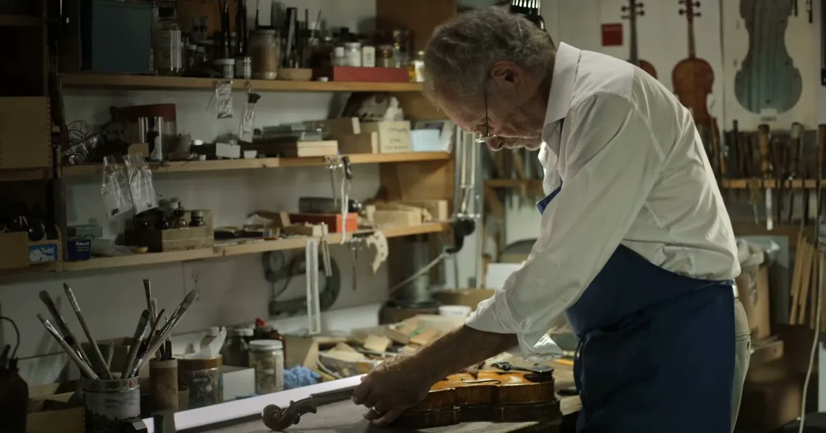 CanadaCouncil's tweet image. 🎻 Ric W. Heinl’s passion for stringed instruments goes back a long way. As a matter of fact, he has been luthier to the Musical #InstrumentBank since its creation, in 1985. Read on to learn more about Ric's profession and true labour of love: buff.ly/3XdoDem