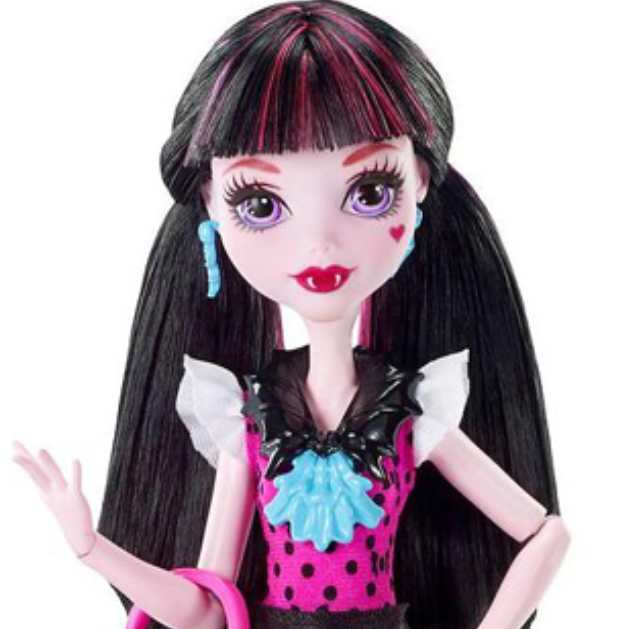 draculaurabot's tweet photo. ╭┈◦•◦❥•◦ Draculaura’s stealin’ my heart ♡

｡ﾟ•┈୨♡୧┈• ｡ﾟ

「#monsterhigh #draculaura #dolltwt #monsterhightwt」 https://t.co/oPVPNkDj4J
