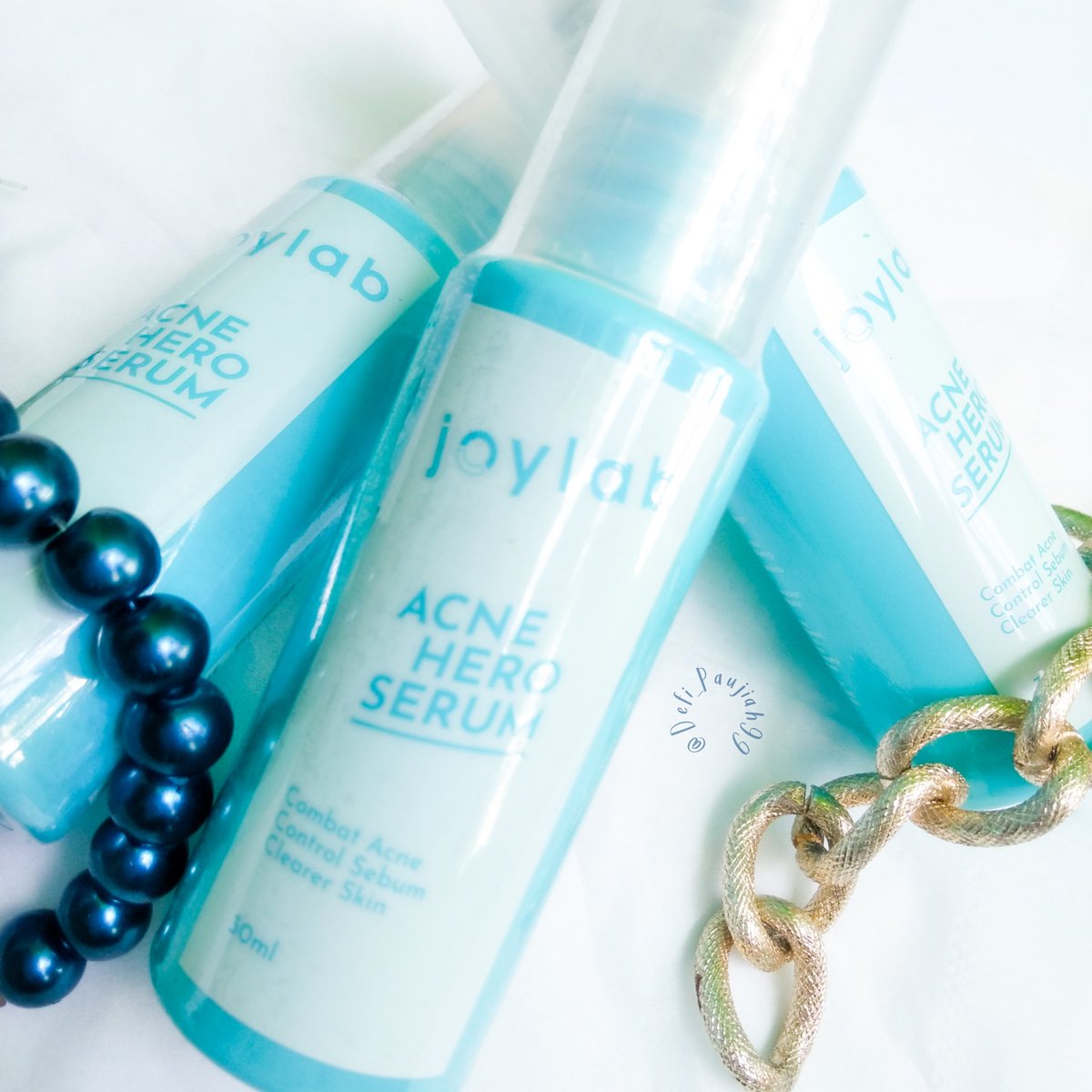 Defi_Paujiah99's tweet photo. Pejuang jerawat, yuk cobain ⤵️
JOYLAB Acne Hero Serum 💦

Claim: 
- Combat Acne
- Control Sebum
- Clearer Skin

A Thread 
#JoyInsidersReview #RacunSkincare #ReviewSkincare #Joylab #JoylabBeauty #JoySparksBeauty #SeriouslyPlayful #JoylabSerum https://t.co/X82vzBfsTL