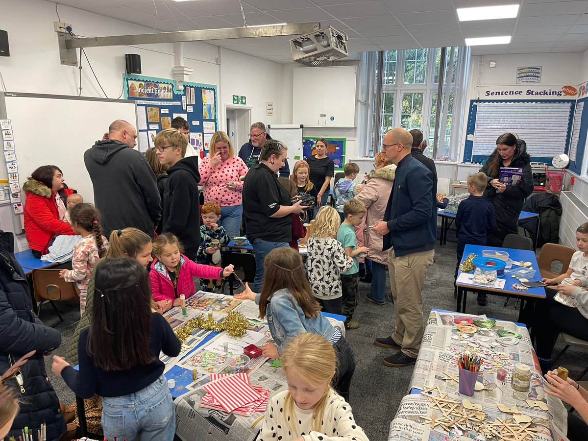 BarninghamPTA's tweet photo. We had a brilliant Christmas fayre yesterday and raised just over £900 for our school @BarninghamCEVCP. Thank you to everyone who came along, donated and/or helped out on the day - you made it amazing 🎉🎅🎄 https://t.co/5DpGy0b7oZ