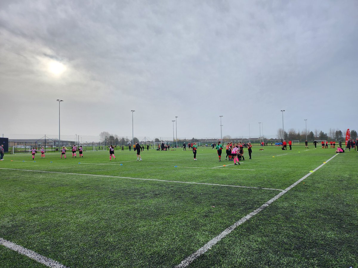 sarah_lewisx's tweet photo. @WelshRugbyUnion U12s Girls West Wales Cup took place today at @YBB_PESport 🏉👭

Thank you to @EastSwanEagles @wiberodrfc @OgwrHawks @Eagles_Dunvant @StradeySospans @NeathPanthers for attending, we hope you all enjoyed🙌

(THREAD 1/3) https://t.co/Bv1ASllrvk