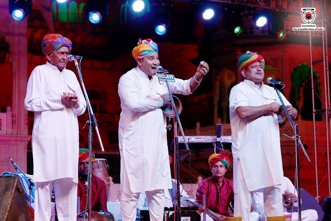 my_rajasthan's tweet photo. Matsya Utsav Alwar 2022 : A cultural spectacle featuring folk song and dance..!!

@Jksoniias @DMDCAlwar #matsyafestival #alwar #festival #culture #explorerajasthan #travelrajasthan #padharomharedes #padharoalwar #amazingalwar #rajasthantourism #rajasthan

(1/3) https://t.co/YjRBR2ara2