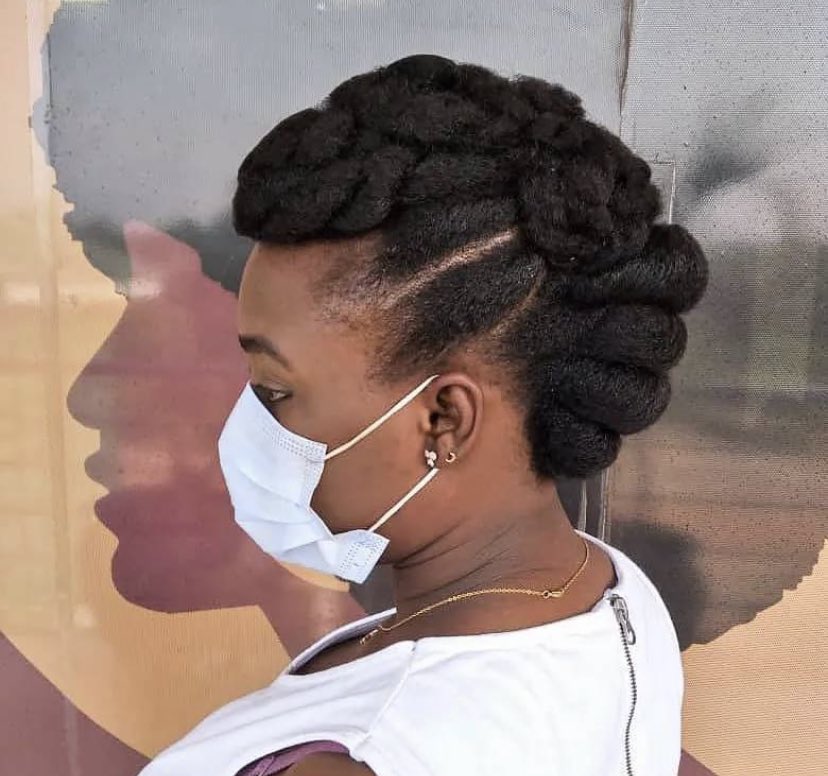 TwistsnLocs's tweet photo. How are you styling your afro? Here are some options to get you to funk that fro up

#twistsnlocs #naturalhair #salon #eastlegon #0su #spintex #branch #service #naturalhairstyle #naturalhaircare #4chair #afto #naturalista #kinkyhair #afrohair #cornrows #blackwomen https://t.co/1qr54PlGTk