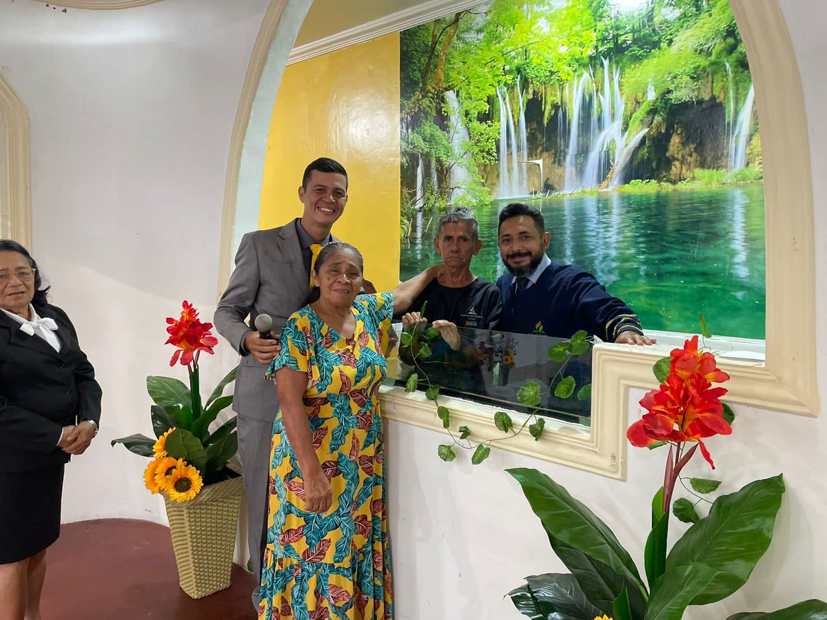 wallacermachado's tweet photo. A Semana de Reencontro na Igreja Adventista do Sétimo Dia de Compensa 7 terminou com uma linda festa batismal, onde 3 Preciosas almas selaram a vida com Jesus.
Deus seja louvado!
#DistritodaCompensa3
#OMesmoAmorAMesmaMissão https://t.co/KDS3l0F93j