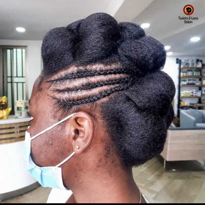 TwistsnLocs's tweet photo. How are you styling your afro? Here are some options to get you to funk that fro up

#twistsnlocs #naturalhair #salon #eastlegon #0su #spintex #branch #service #naturalhairstyle #naturalhaircare #4chair #afto #naturalista #kinkyhair #afrohair #cornrows #blackwomen https://t.co/iehxKnX3wg