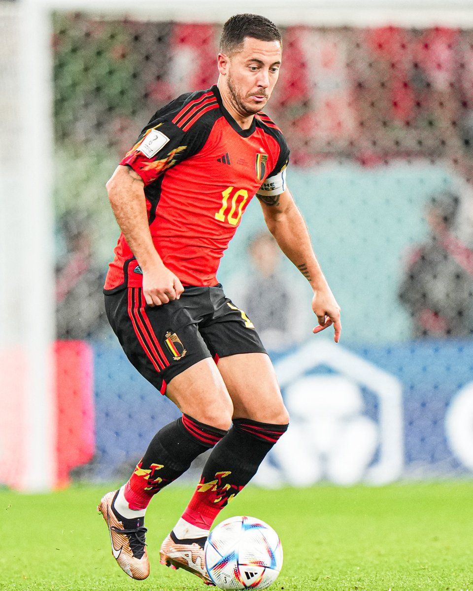 realmadrid's tweet photo. 🇧🇪 Bélgica 0-2 Marruecos 🇲🇦
⚡ @thibautcourtois
⚡ @hazardeden10 
#FIFAWorldCup https://t.co/2RVBpUPiEc