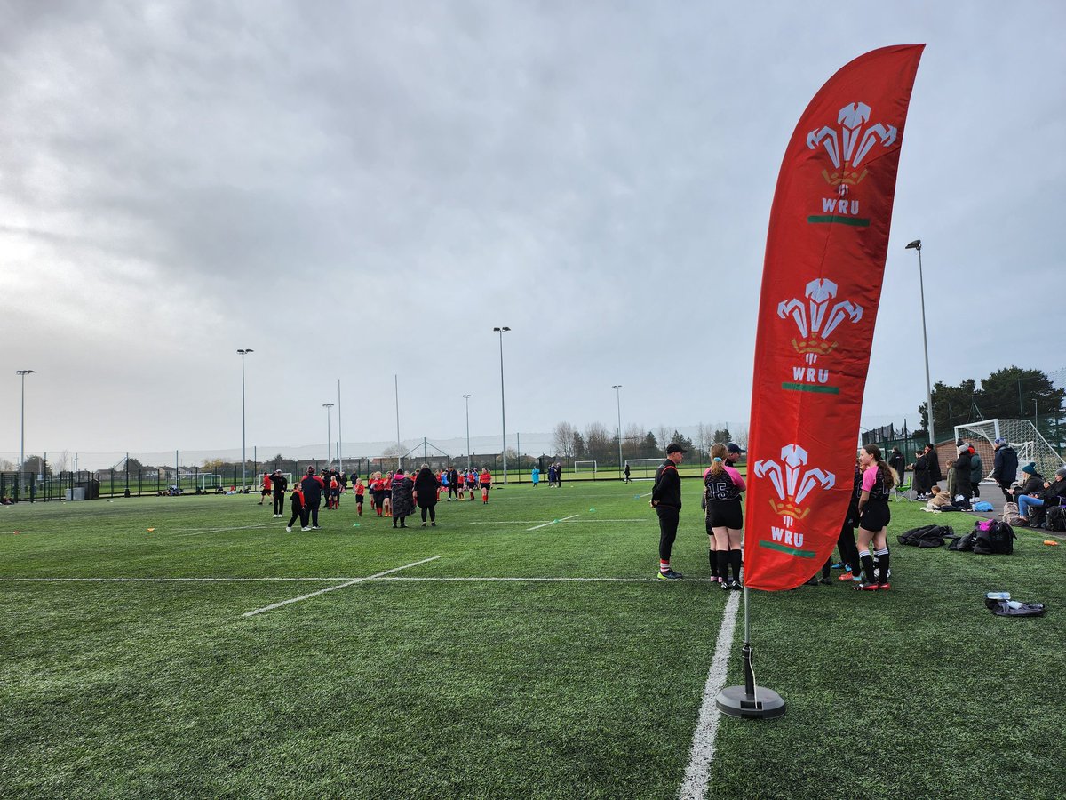 sarah_lewisx's tweet photo. @WelshRugbyUnion U12s Girls West Wales Cup took place today at @YBB_PESport 🏉👭

Thank you to @EastSwanEagles @wiberodrfc @OgwrHawks @Eagles_Dunvant @StradeySospans @NeathPanthers for attending, we hope you all enjoyed🙌

(THREAD 1/3) https://t.co/Bv1ASllrvk