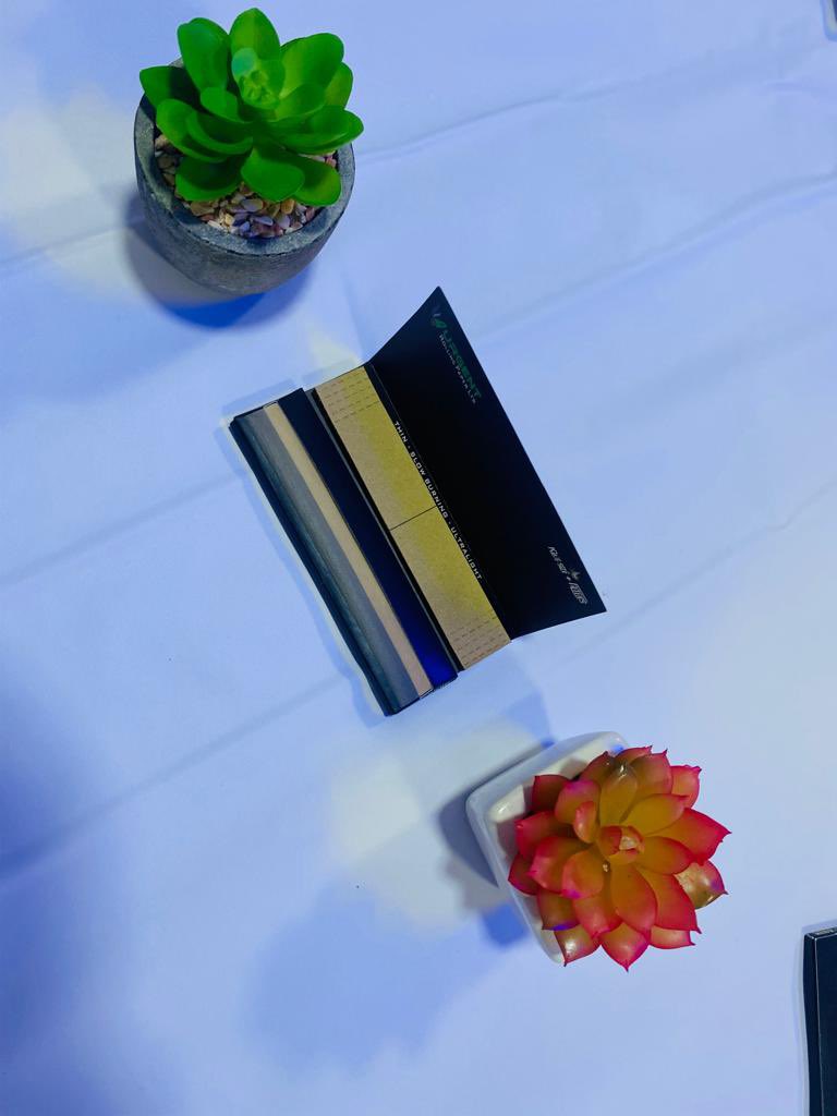UrgentNgo's tweet photo. @ltd_urgent the best rolling paper in the world. #naturalArabicgum
#naturalgum
#vegetableoil
#slowburn
#urgentrollingpaper
#luxury
#Unbleached https://t.co/UcjXf5V3BG