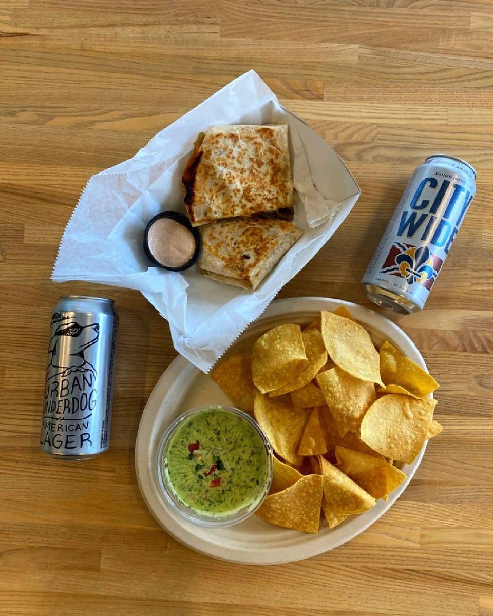9milegarden's tweet photo. Sick of your leftovers? Treat yourself to some food truck fun instead. We'll be open for Brunch from 10am-2pm!

#9MG #9MileGarden #SenecaCRE #supportlocal #brunching #stlmo #stl #stlfoodie https://t.co/zBMz5HAtmr