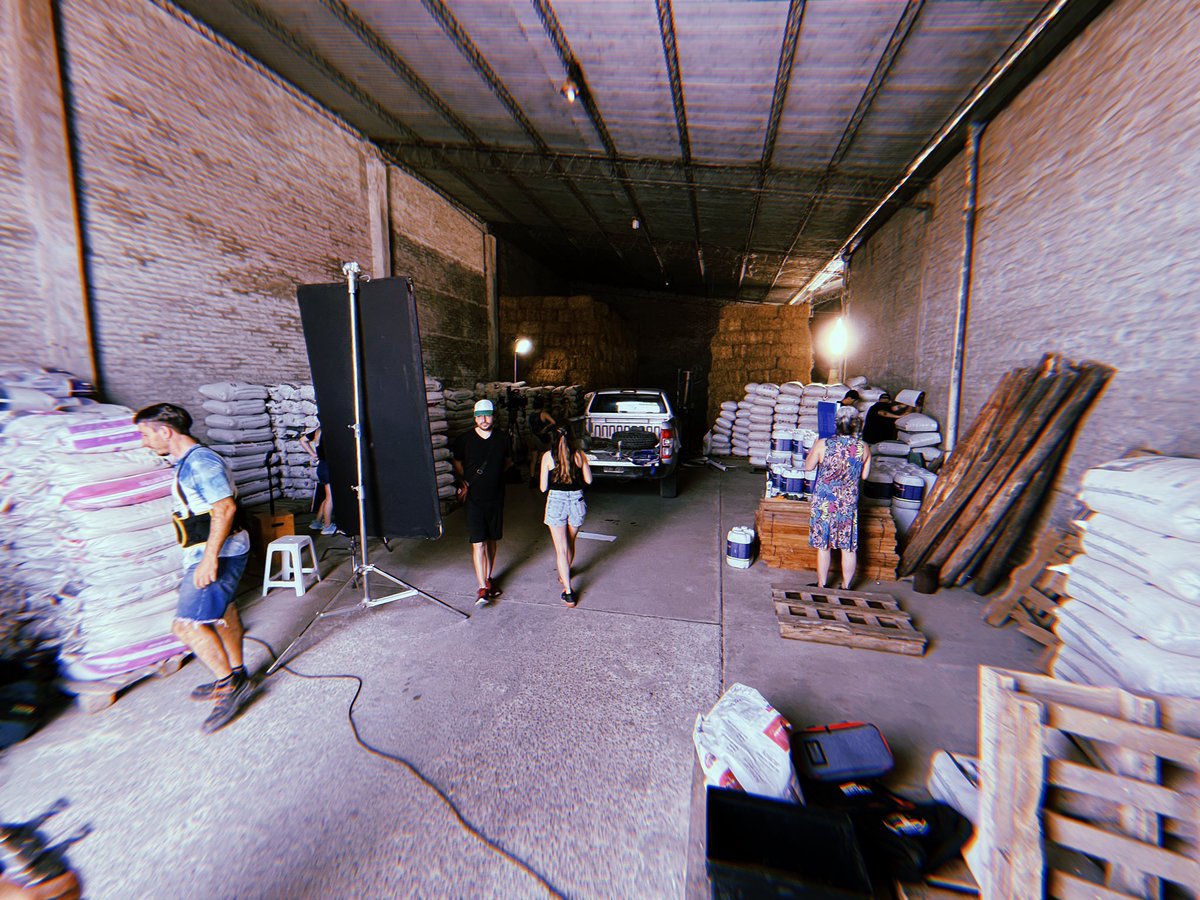 martinturnes's tweet photo. 🎬 @ElAgronomoFilm 
🎥 Dir @martinturnes 
🛻 Jornada 05
✅ Semana 1 
📷 #DiariodeRodaje

#cine #cineargentino #backstage #defiendocineargentino #rodaje #rodajes #enrodaje https://t.co/gUPVJEneh1