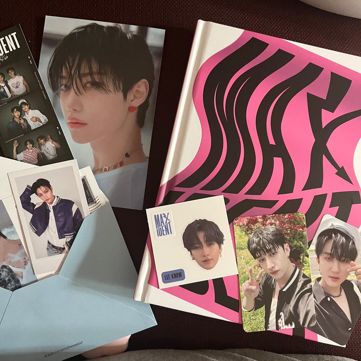 linooocart's tweet photo. my maxident lim came home last wk pa, so so sorry for the late feedback 🥹 heheh thank u po @staynlemons as always! next album po ulit, palista na aq sa inyo 1/2 chariz HAHSJDJDJ thank u 🥹💚 #SNLemonsFeedbacks https://t.co/X6KOw3I8iK