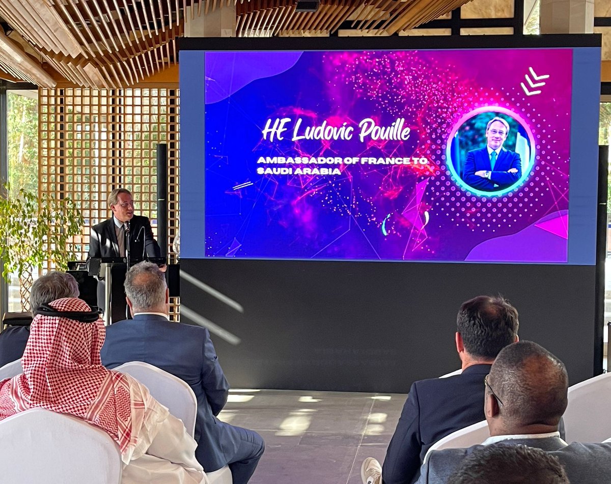 ludovic_pouille's tweet photo. Glad to host the French Saudi working meetings in the field of #gaming &amp; #eSports, as part of #DigitalNovember and the @rushgamingfest tournament of the @RiyadhSeason. A new promising sector of the French Saudi economic &amp; cultural partnership.
#FranceKSA 🇲🇫🤝🇸🇦 https://t.co/tThEU9JhcT