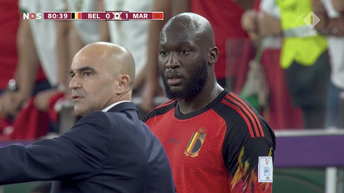Lukaku was already sweating from the bench 😭😭