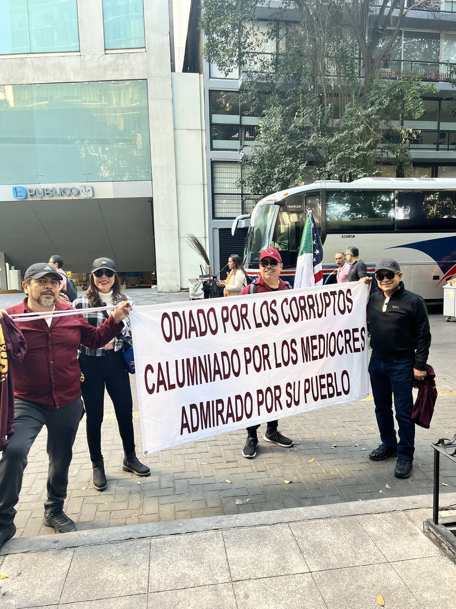 NotiYaz's tweet photo. Ya estamos listos #MarcharConAMLO https://t.co/jRxG3q4v2k