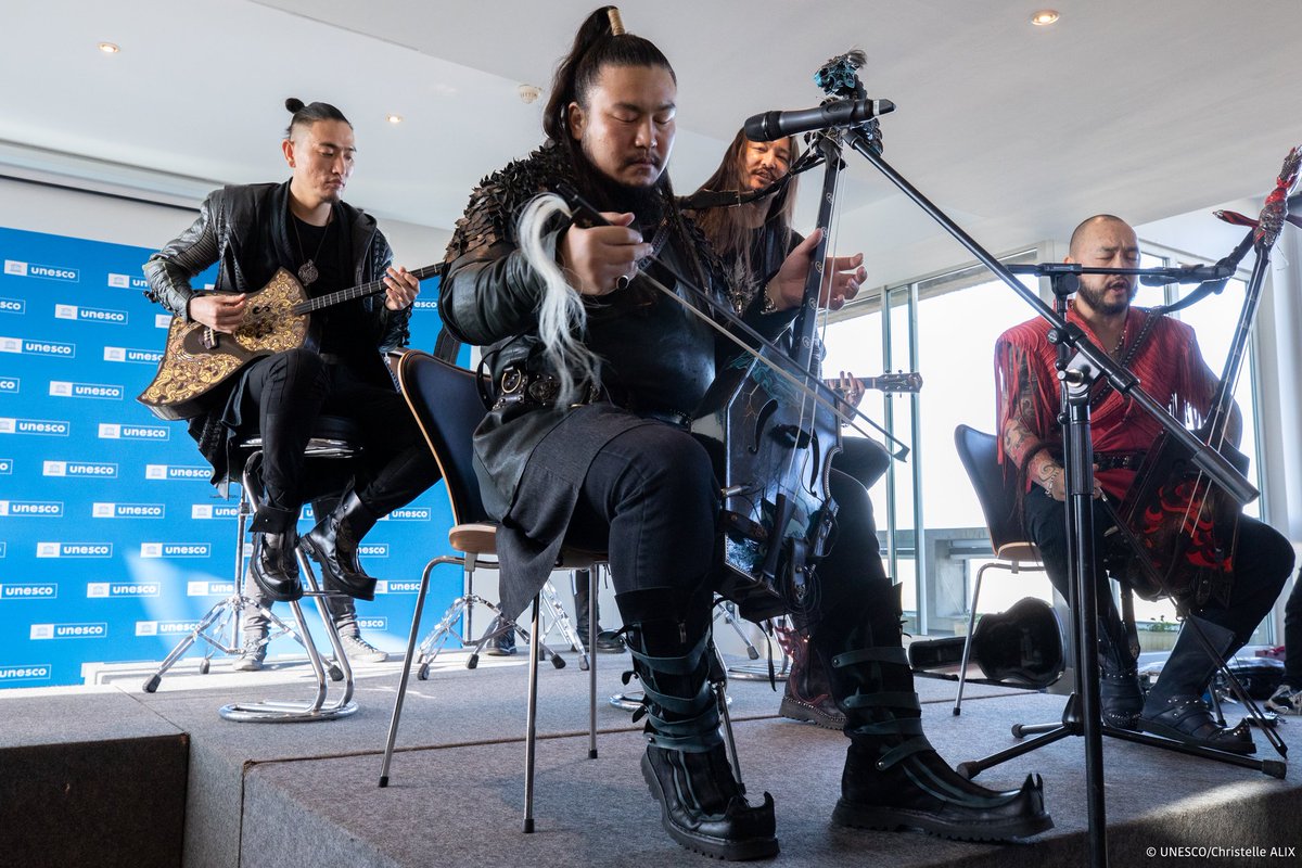 AAzoulay's tweet photo. Le groupe de heavy metal mongol @TheHUofficial devient Artiste pour la paix de l’@UNESCO_fr. Ses chansons soulignent la beauté et la fragilité de notre #environnement en alliant musique moderne et musiques traditionnelles inscrites au patrimoine culturel immatériel de l'humanité. https://t.co/mw1EZ6QdHP