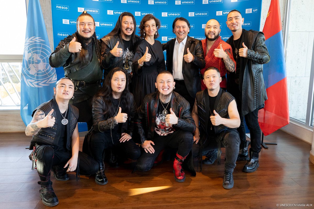 AAzoulay's tweet photo. Le groupe de heavy metal mongol @TheHUofficial devient Artiste pour la paix de l’@UNESCO_fr. Ses chansons soulignent la beauté et la fragilité de notre #environnement en alliant musique moderne et musiques traditionnelles inscrites au patrimoine culturel immatériel de l'humanité. https://t.co/mw1EZ6QdHP