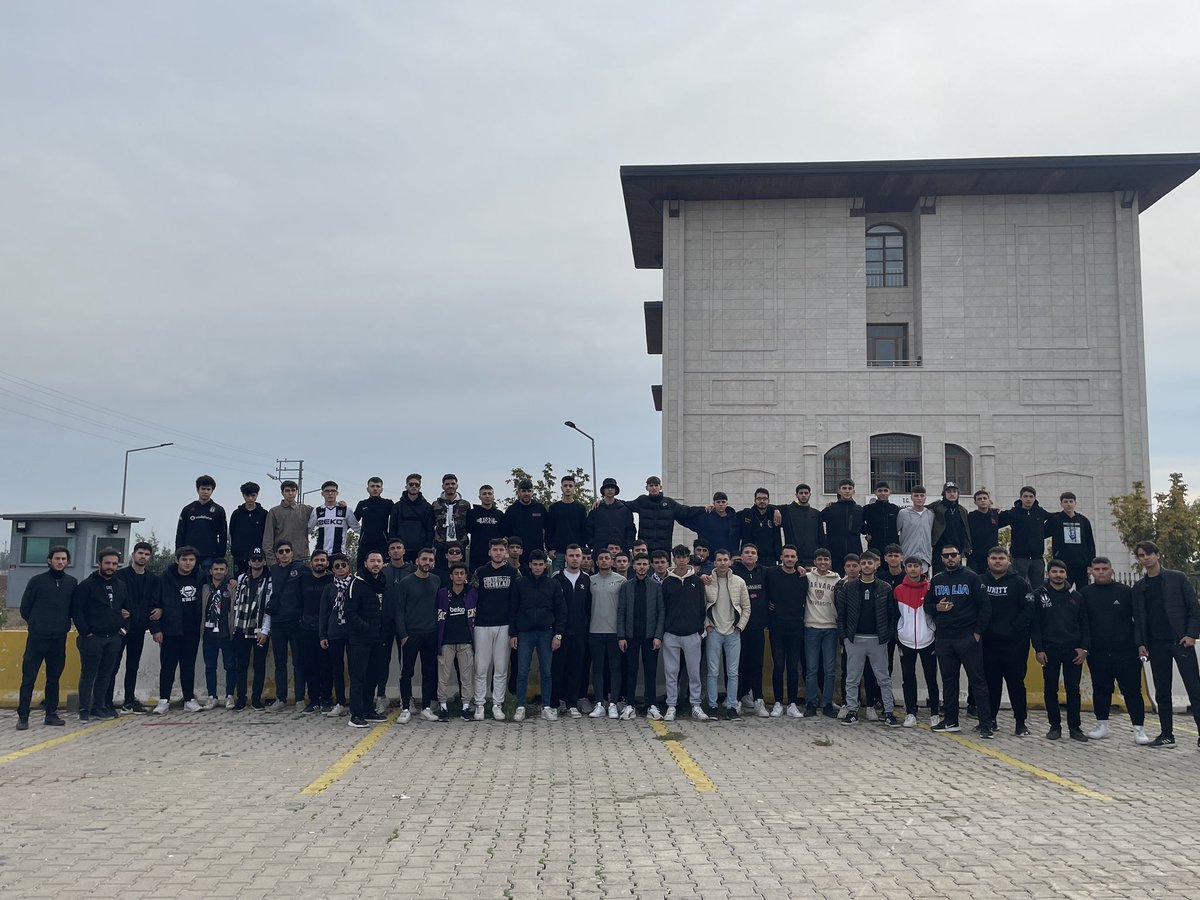Peşinden geldik her yere inan uğruna göçebe !