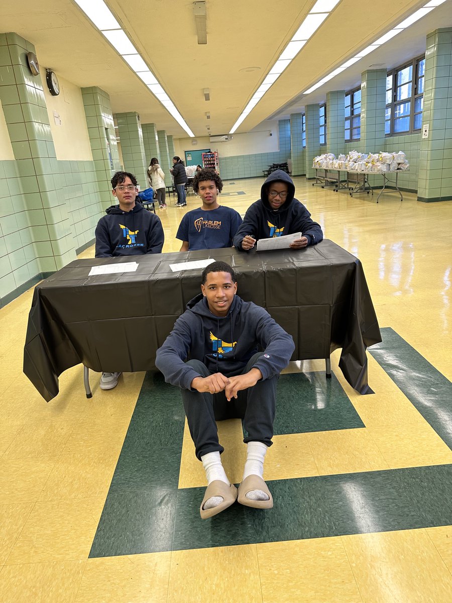 Sending appreciation to our student and staff volunteers who made our annual Thanksgiving Grab and Go Event a success this year <a href="/thelabschoolbx/">MsHs223bx</a> <a href="/Csd7Bx/">District 7</a> <a href="/HarlemLacrosse/">Harlem Lacrosse</a>